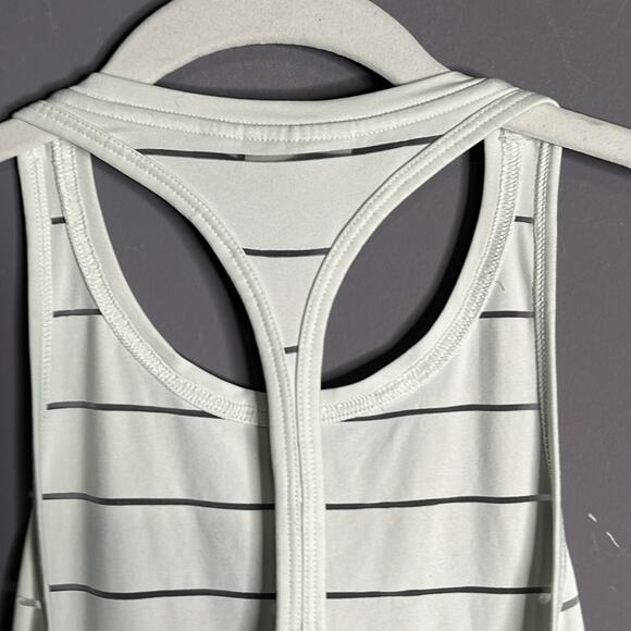 Athleta Light Green Racerback Active Lightweight Tank Size XXS - Picture 6 of 9